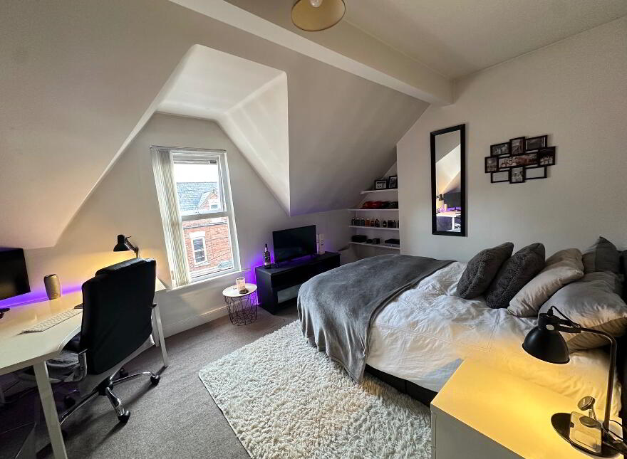 5 Chadwick Street, Lisburn Road, Belfast, BT9 7FB