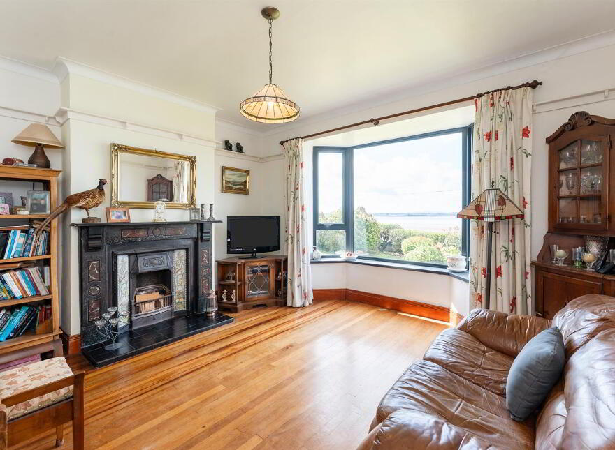 104 Portaferry Road, Newtownards, BT22 2AH