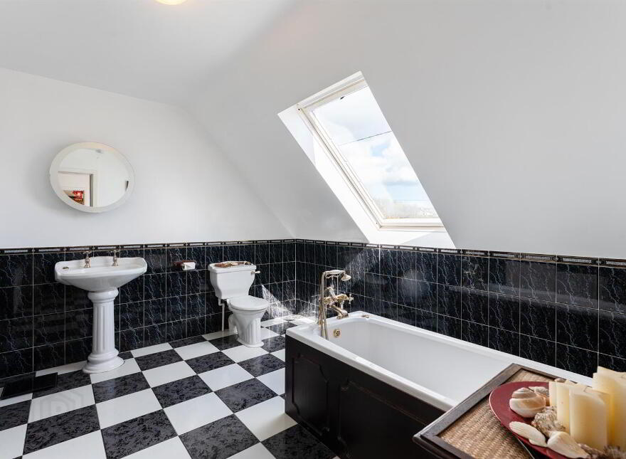 104 Portaferry Road, Newtownards, BT22 2AH