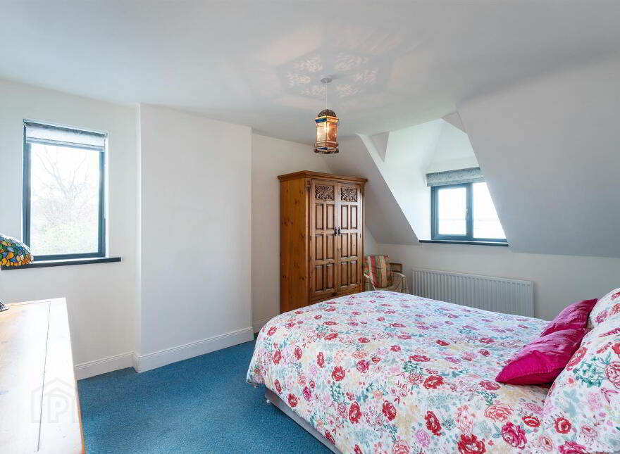 104 Portaferry Road, Newtownards, BT22 2AH