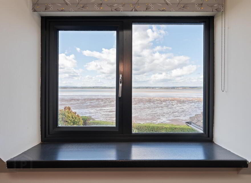 104 Portaferry Road, Newtownards, BT22 2AH