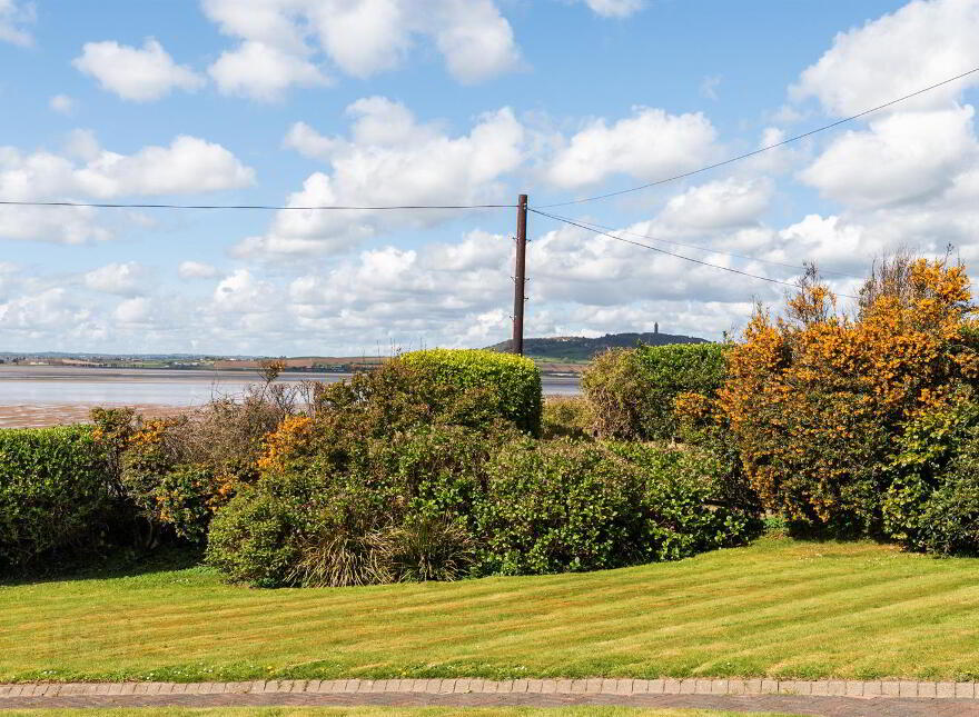 104 Portaferry Road, Newtownards, BT22 2AH