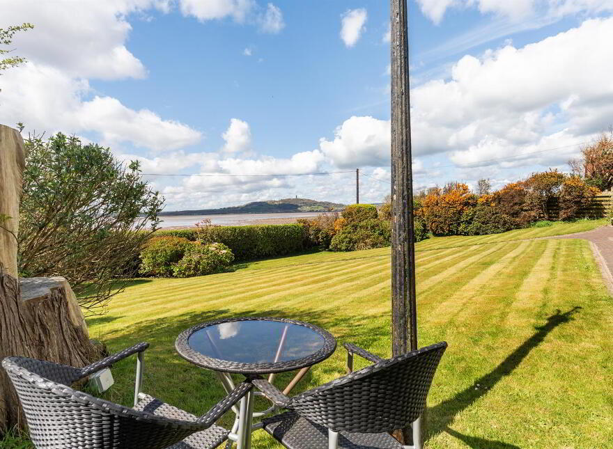 104 Portaferry Road, Newtownards, BT22 2AH