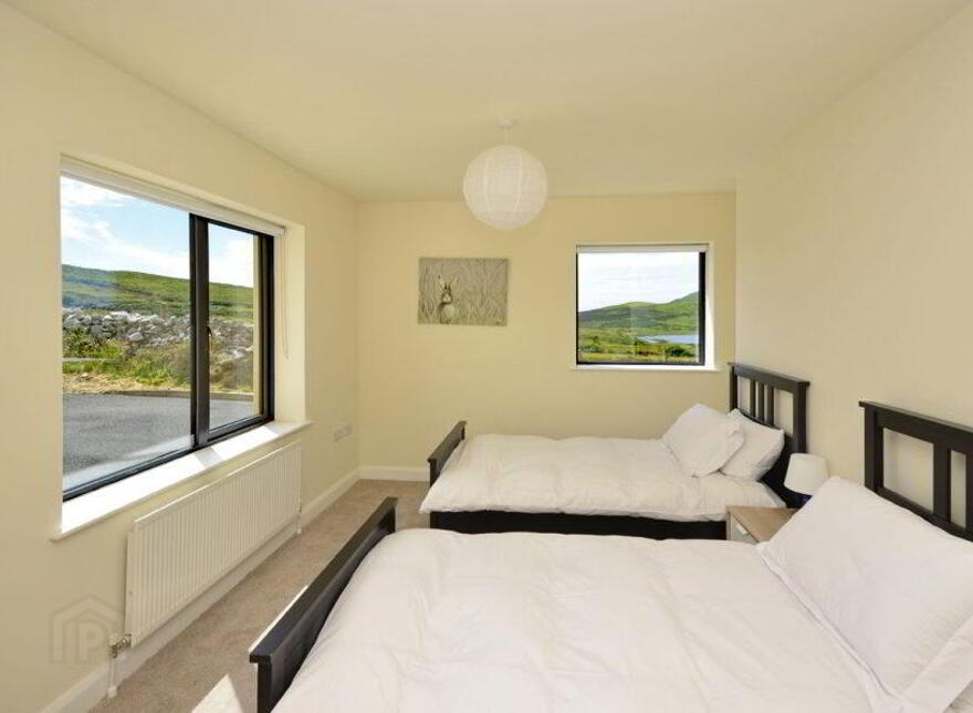 Bundowlish, Connemara, Cleggan, H91E3XT