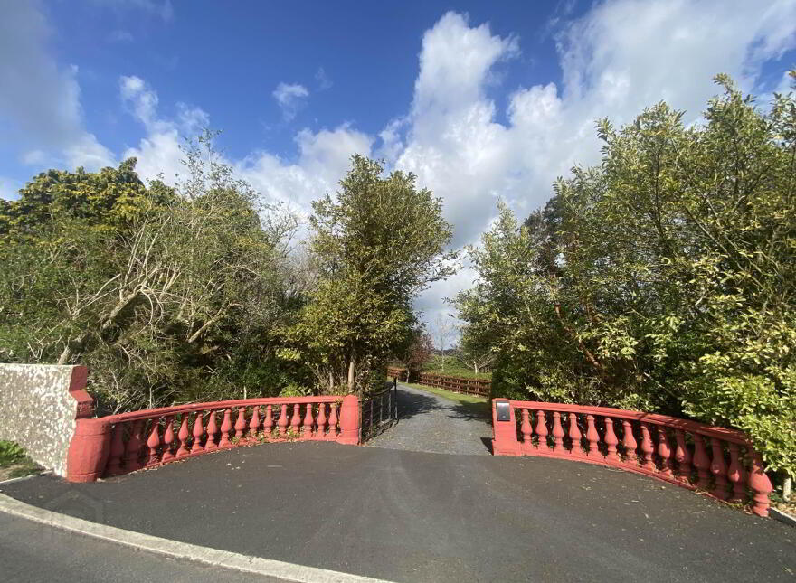Oakfield House, Pass Road, Meelick
