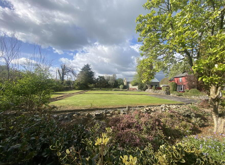 Oakfield House, Pass Road, Meelick