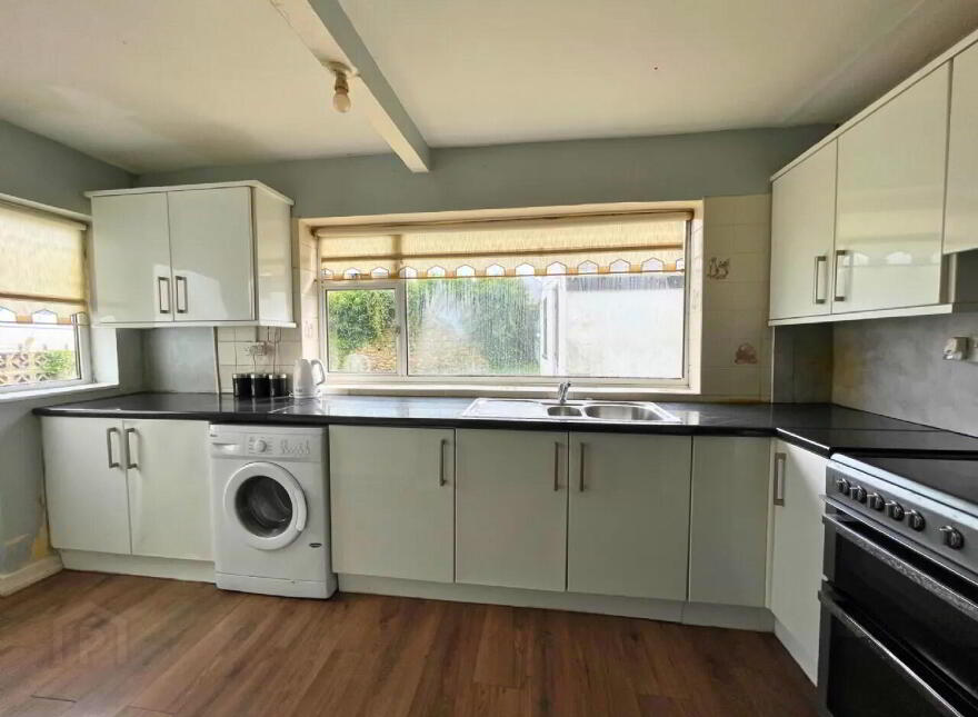 Black And White Cottage, Dangan, Kilmacow, X91WV58