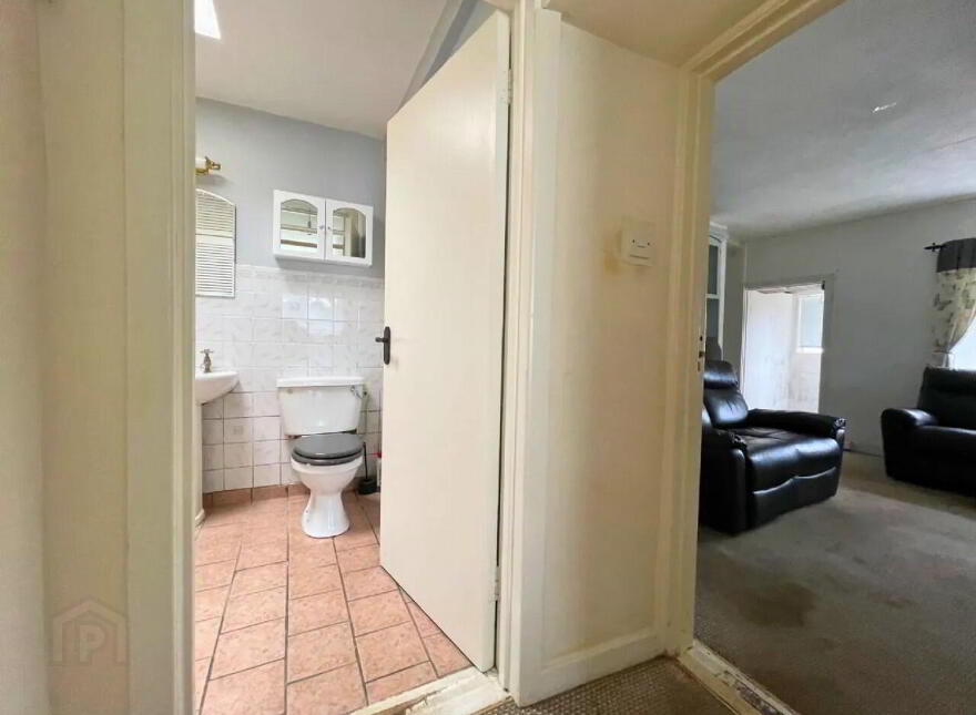 Black And White Cottage, Dangan, Kilmacow, X91WV58