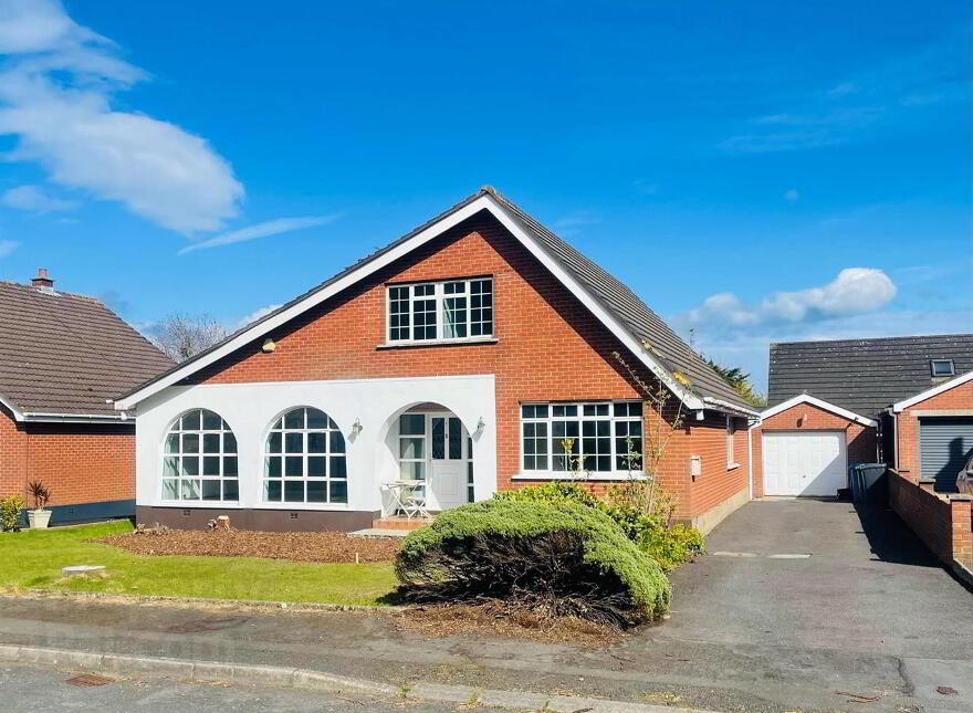 5 Belgravia Avenue, Bangor, BT19 6XA photo