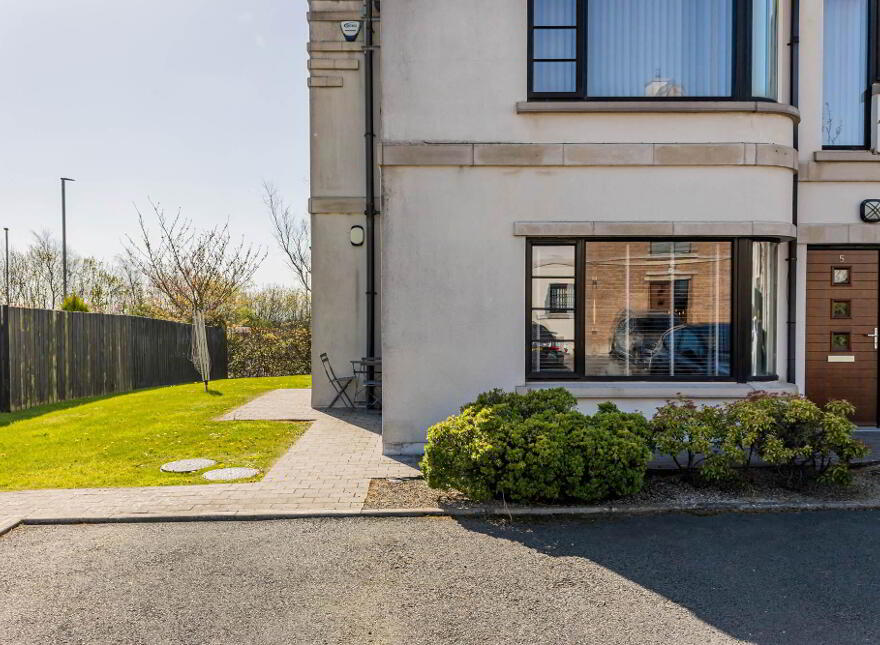 1 Lotus Heights, Banbridge, BT32 3WU