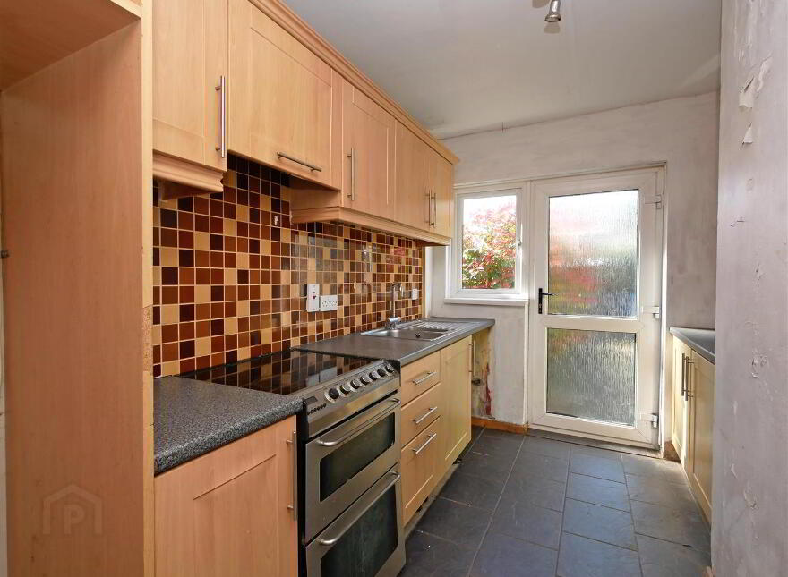 4 Drumart Green, Belvoir Park, Belfast, BT8 7EZ