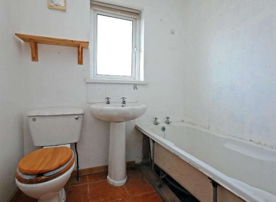 4 Drumart Green, Belvoir Park, Belfast, BT8 7EZ