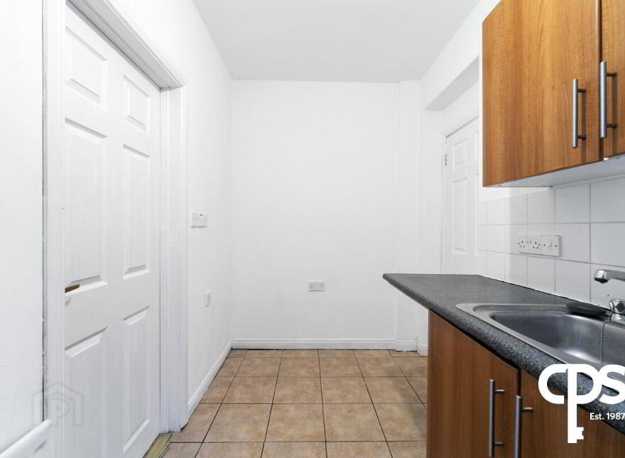 26 Ebor Parade, Belfast, BT12 6NS