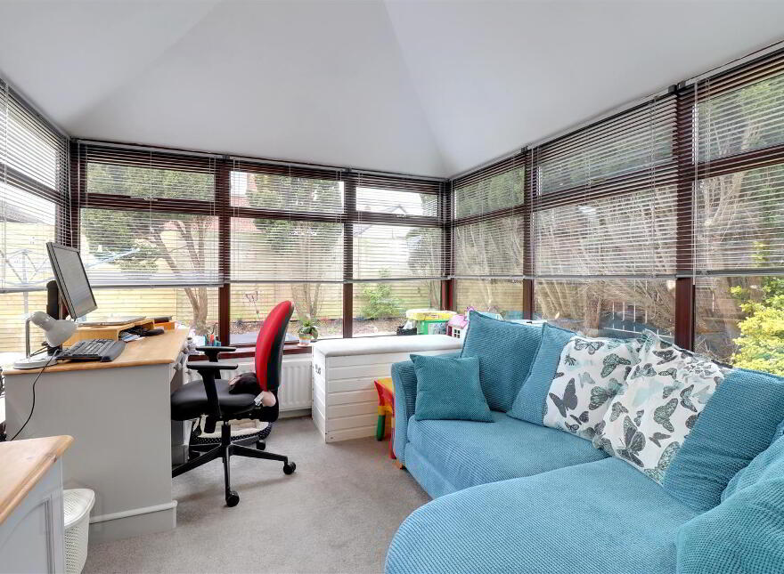 10 Balmoral Court, Bangor, BT19 7XQ