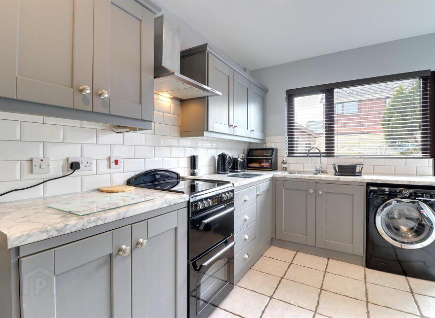 10 Balmoral Court, Bangor, BT19 7XQ