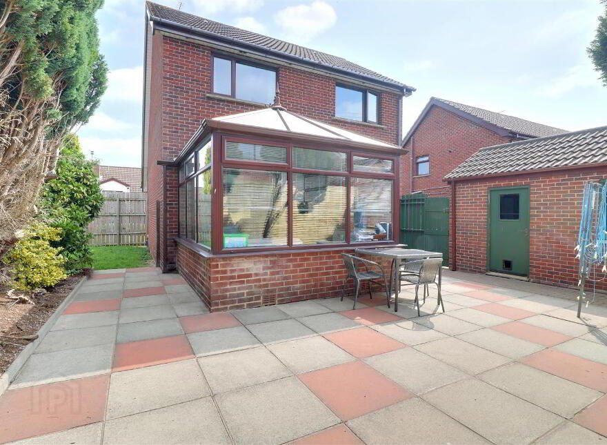 10 Balmoral Court, Bangor, BT19 7XQ