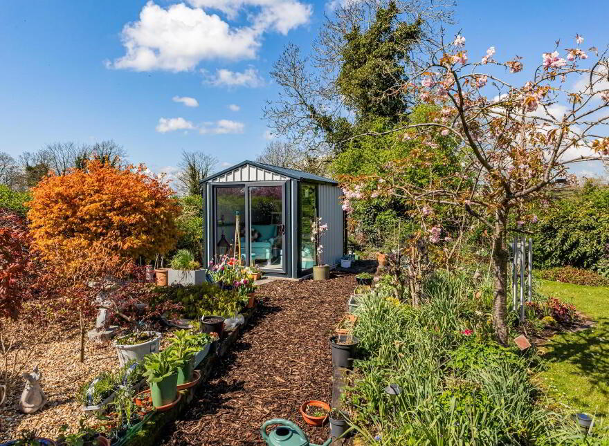 37 Ballynahinch Road, Dromore, BT25 1DT