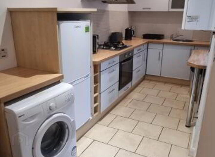10 Meadowbank Place, Belfast, BT9 7FF