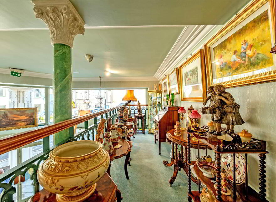 86 Main Street &, 2 Bath Street, Portrush, BT56 8BN