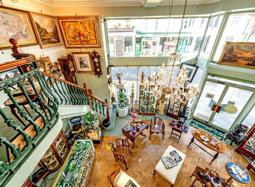 86 Main Street &, 2 Bath Street, Portrush, BT56 8BN