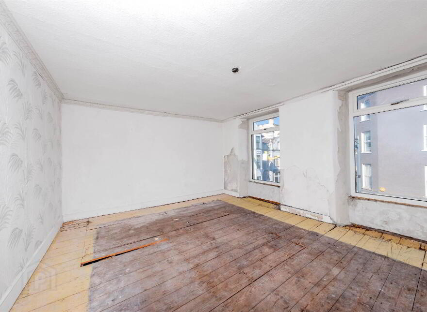 86 Main Street &, 2 Bath Street, Portrush, BT56 8BN