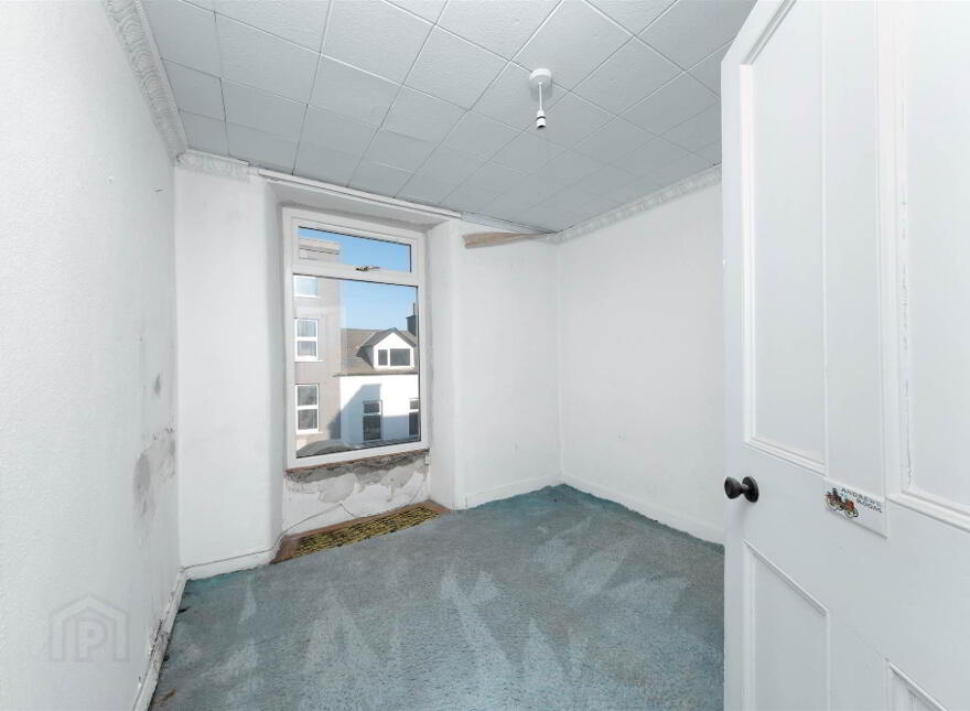 86 Main Street &, 2 Bath Street, Portrush, BT56 8BN