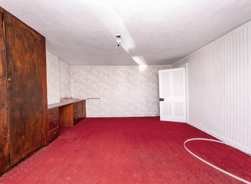 86 Main Street &, 2 Bath Street, Portrush, BT56 8BN