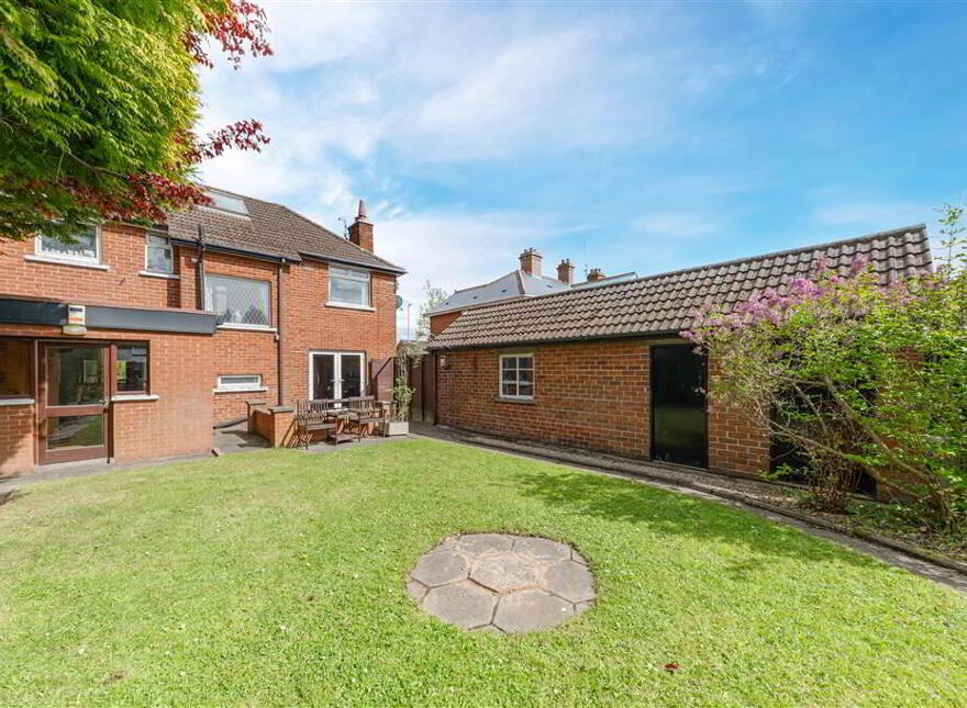 138 Finaghy Road North, Finaghy, Belfast, BT10 0JD