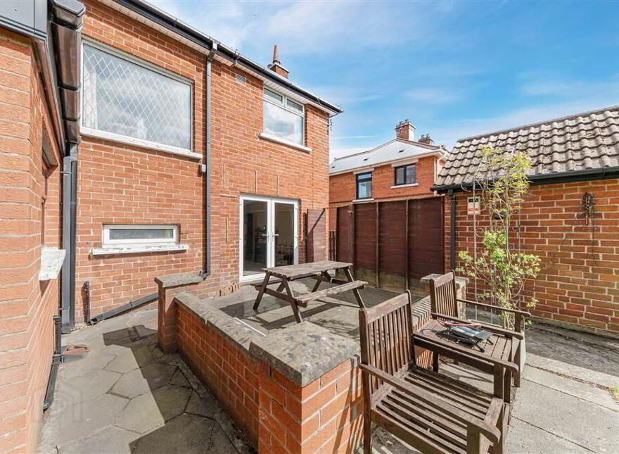 138 Finaghy Road North, Finaghy, Belfast, BT10 0JD