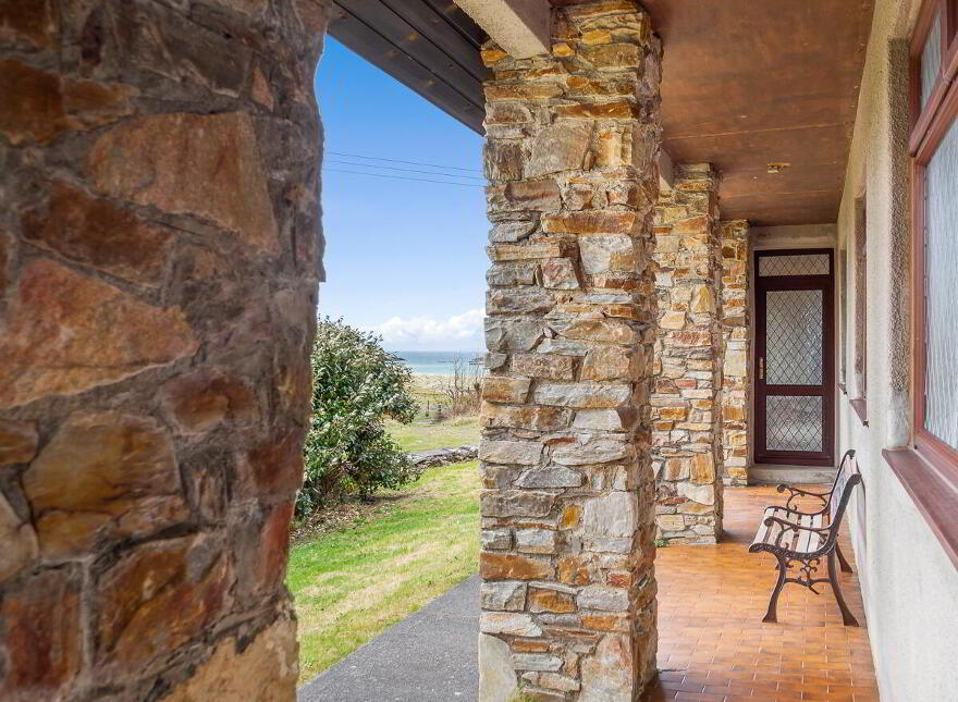 Glassilaun, Renvyle, Connemara, H91NY9E