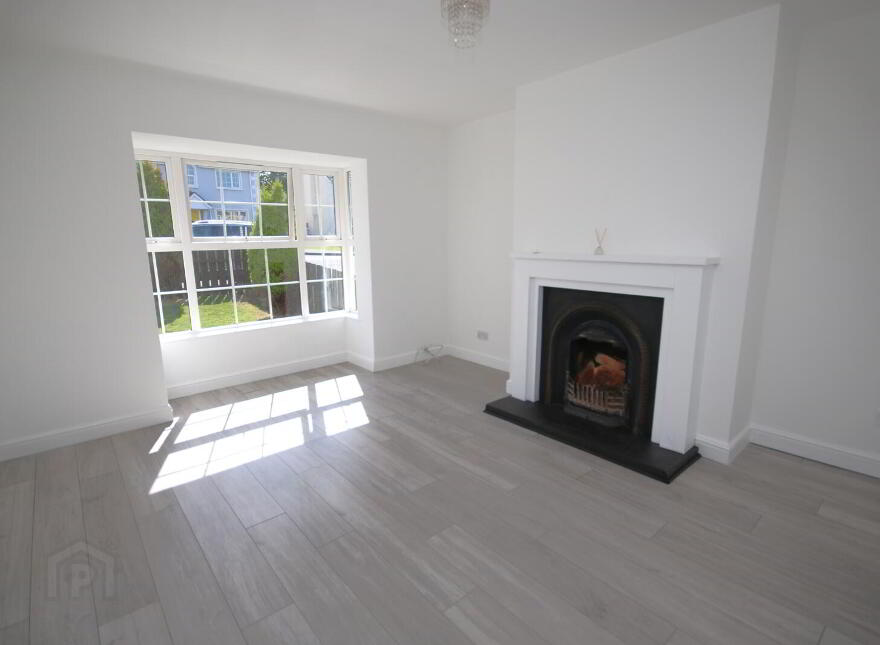 11 Woodthorpe, Newtown Cunningham, F93N207