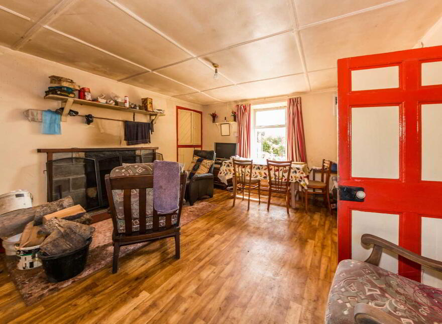 Lickeen, Glengarriff, P75Y104