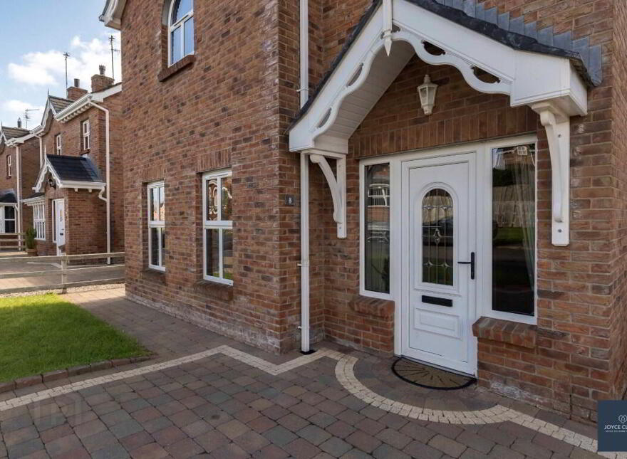 8 Taughrane Lodge, Dollingstown, BT66 7UH