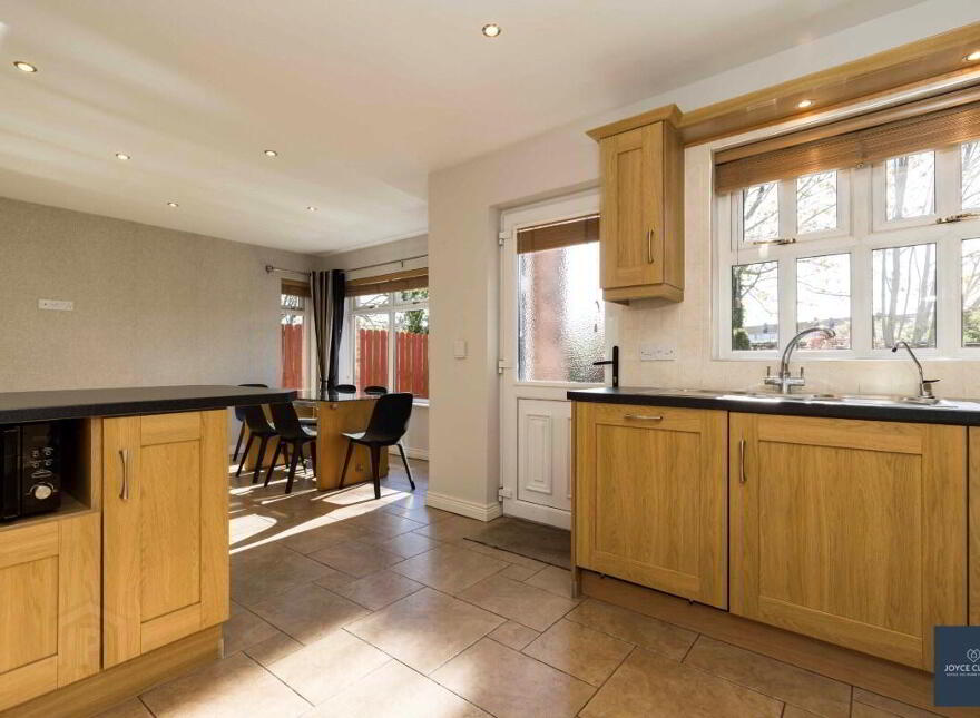 8 Taughrane Lodge, Dollingstown, BT66 7UH