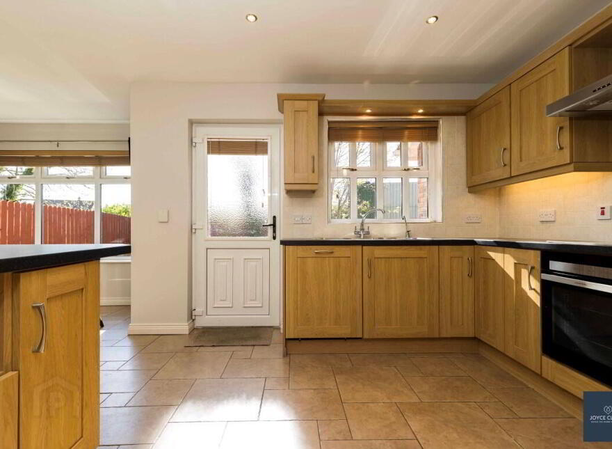 8 Taughrane Lodge, Dollingstown, BT66 7UH