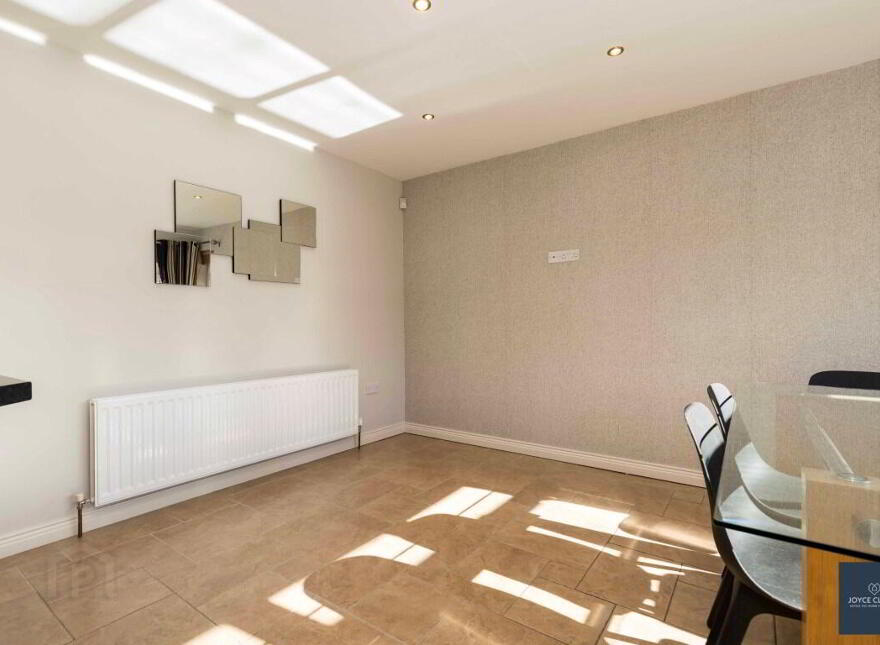 8 Taughrane Lodge, Dollingstown, BT66 7UH