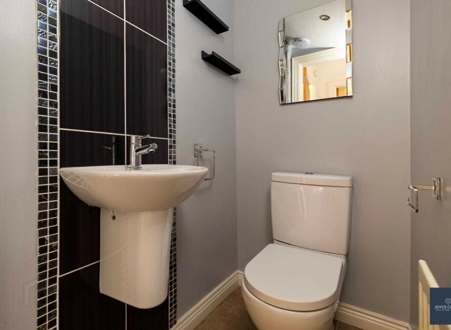 8 Taughrane Lodge, Dollingstown, BT66 7UH