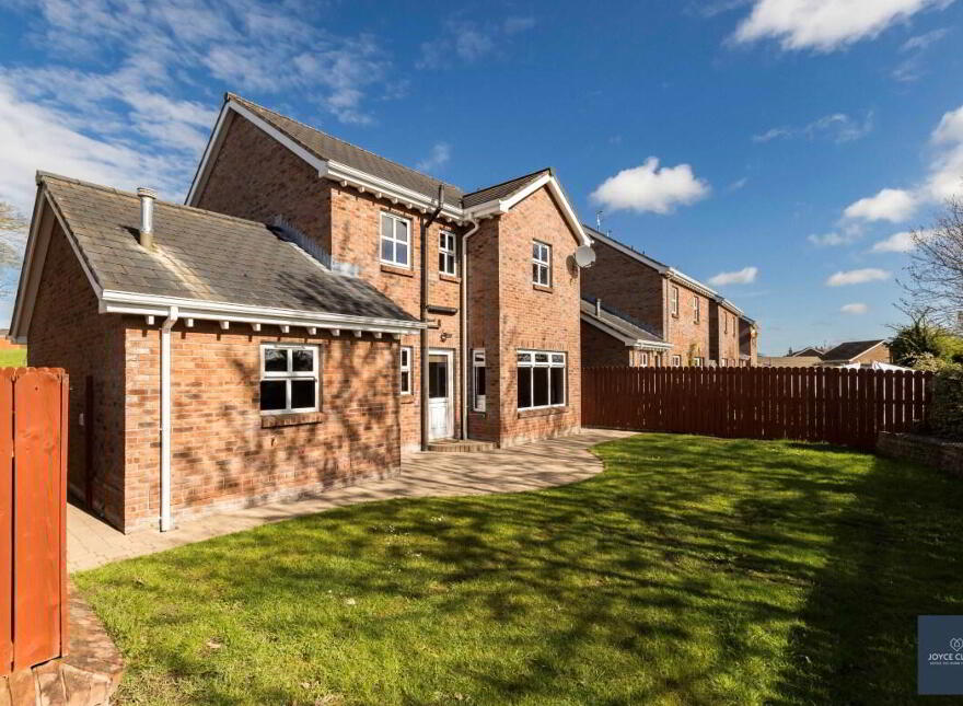 8 Taughrane Lodge, Dollingstown, BT66 7UH
