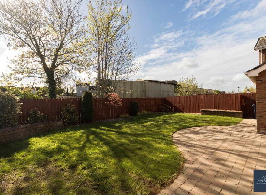 8 Taughrane Lodge, Dollingstown, BT66 7UH