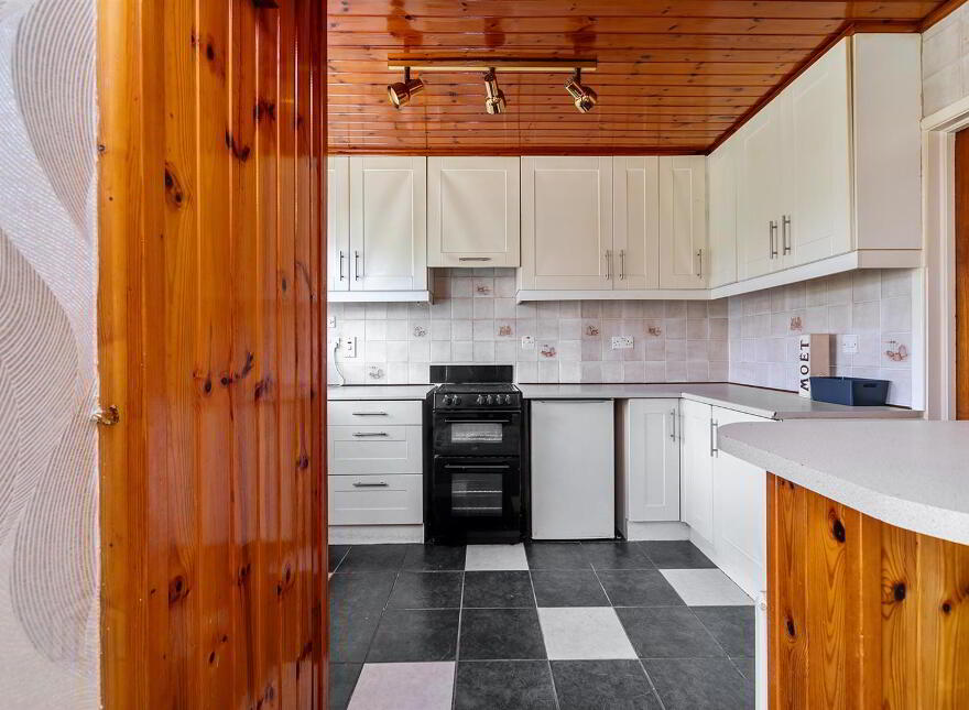 15 Glenview Drive, Belfast, BT5 7NA