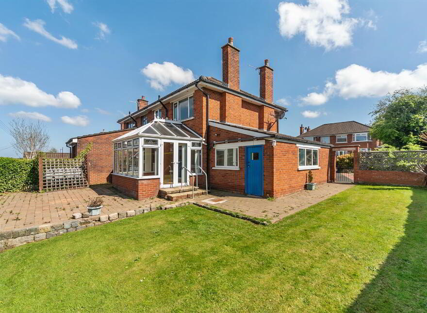 15 Glenview Drive, Belfast, BT5 7NA