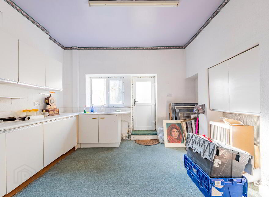 86 Main Street &, 2 Bath Street, Portrush, BT56 8BN