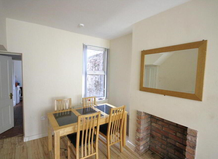 123 Melrose Street, Belfast, BT9 7DP