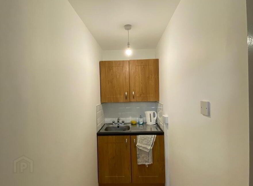 330/332 Woodstock Road, Belfast, BT6 9DP