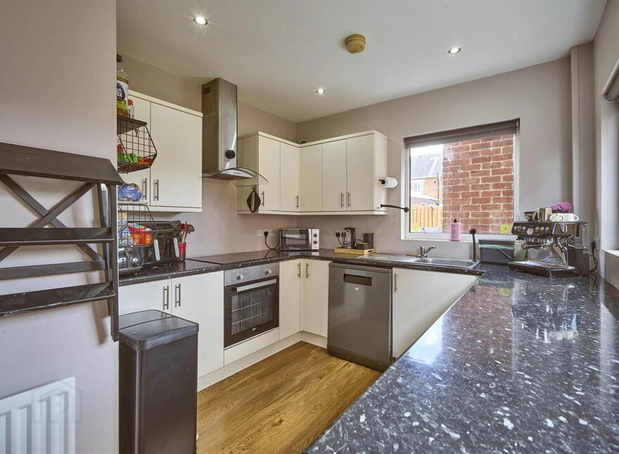 277 Holywood Road, Belfast, BT4 2EW