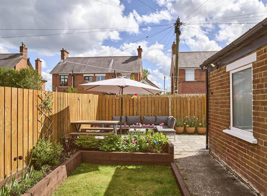 277 Holywood Road, Belfast, BT4 2EW