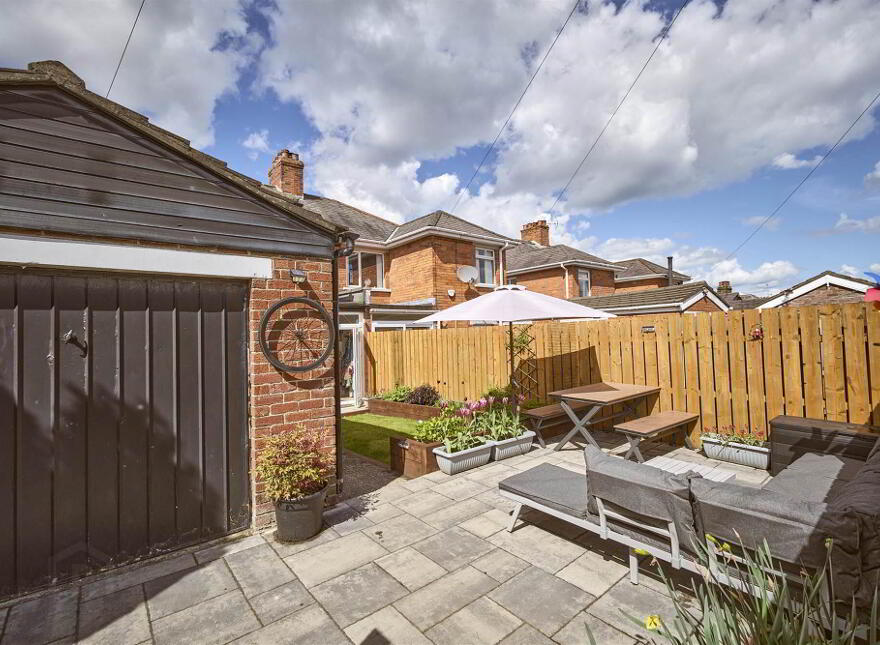 277 Holywood Road, Belfast, BT4 2EW