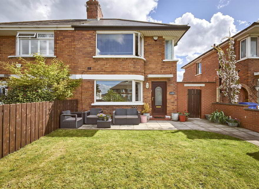 277 Holywood Road, Belfast, BT4 2EW