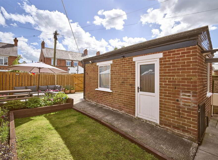 277 Holywood Road, Belfast, BT4 2EW