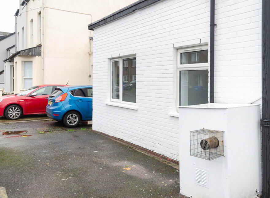 19 Inverary Drive, Sydenham, Belfast, BT4 1RB